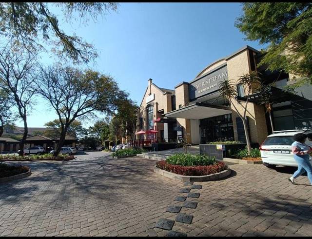 BUSINESS PROPERTY TO RENT IN BRYANSTON